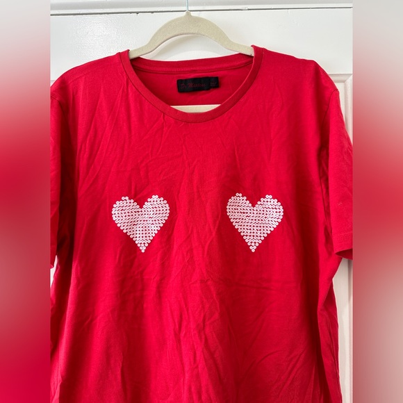 Dr. Martens Airwair red shirt sleeve graphic tee with sequins hearts - Picture 6 of 12